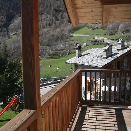 La Tour - Food, Bed & Mountain B&B