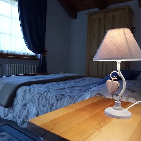 La Tour - Food, Bed & Mountain Oyace