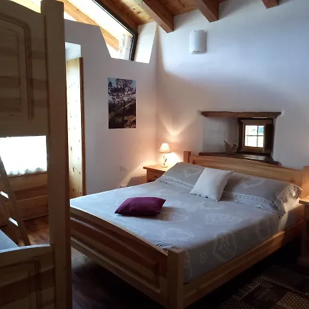 La Tour - Food, Bed & Mountain B&B