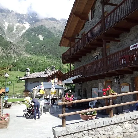 B&B La Tour - Food, Bed & Mountain