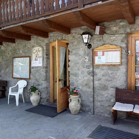 La Tour - Food, Bed & Mountain *