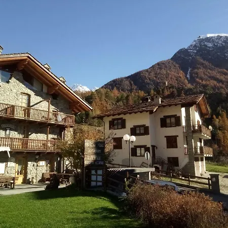 B&B La Tour - Food, Bed & Mountain